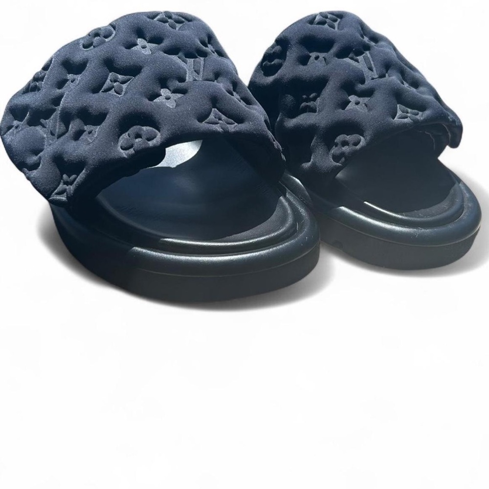 Louis Vuitton Pillow Pool Slides Size 37